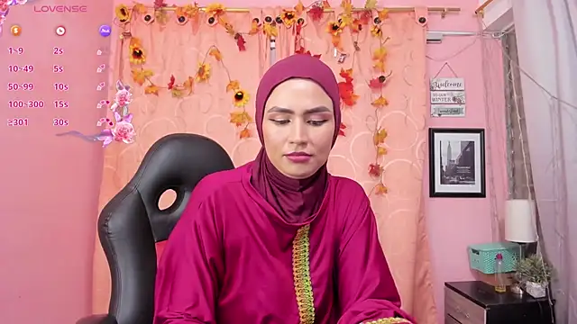 DarshaKhemu online show from December 4, 2025, 8:39 pm