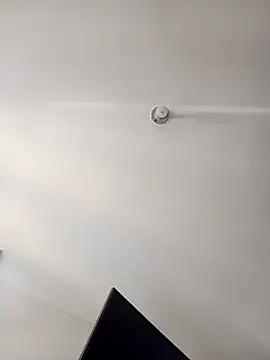 bby2279 online show from March 23, 2026, 2:21 pm