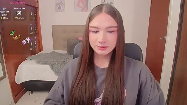 Miley Baker online show from October 9, 2025, 2:37 pm