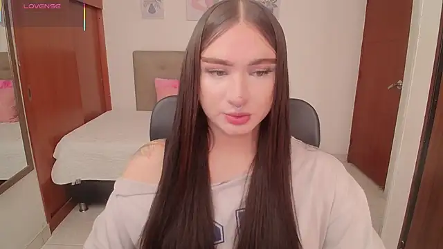 Miley Baker online show from January 15, 2026, 2:43 pm