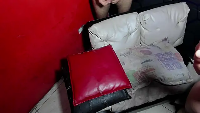 Blow2job-Lat online show from February 18, 2026, 7:32 pm