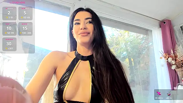 Naila18 online show from October 20, 2025, 7:20 am