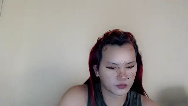 Snapshot of beatrice_21 chatting on July 13, 2026, 12:57 am beatrice 21 online show from July 13, 2026, 12:57 am