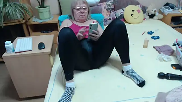 Margaret-milf online show from November 14, 2025, 8:13 am