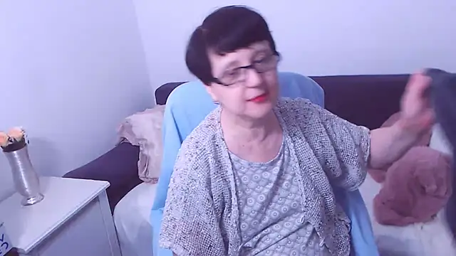 ChristaRose online show from October 6, 2025, 3:15 am