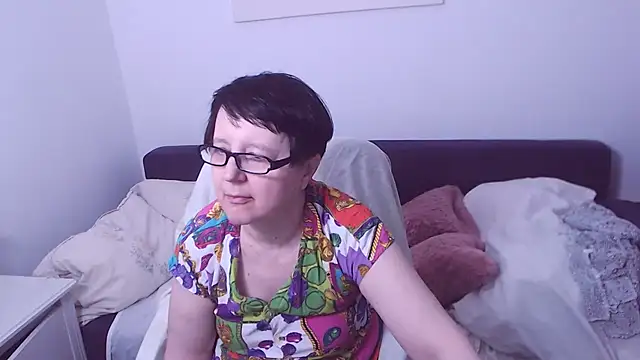 ChristaRose online show from April 5, 2026, 11:57 pm