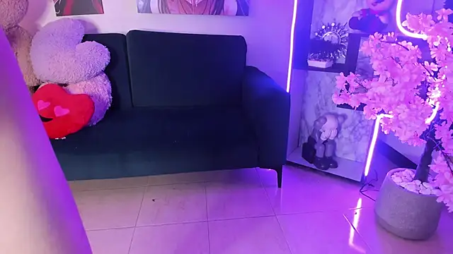  liathompsom09 online show from February 6, 2026, 10:57 pm