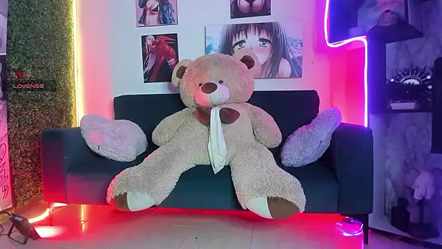  liathompsom09 online show from March 3, 2026, 10:59 pm