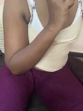 Snapshot of falooda288 chatting on March 5, 2025, 4:02 am falooda288 online show from March 5, 2025, 4:02 am