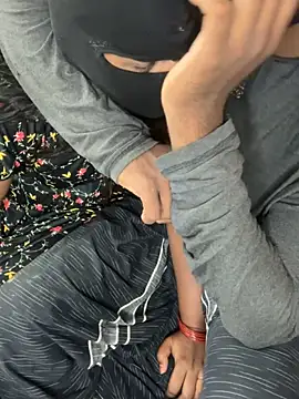 Snapshot of falooda288 chatting on October 3, 2025, 2:36 pm falooda288 online show from October 3, 2025, 2:36 pm