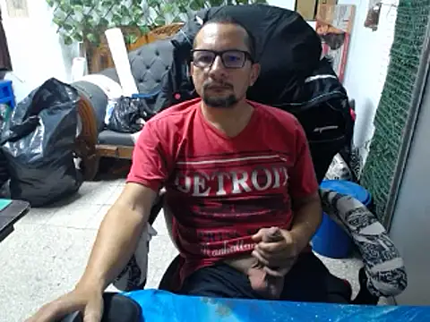 alexam galxh online show from March 12, 2025, 9:13 pm