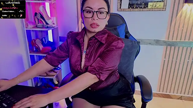 Ivvannaparis online show from April 17, 2026, 4:10 pm