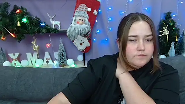 XX Daniella XX online show from December 7, 2024, 4:42 am