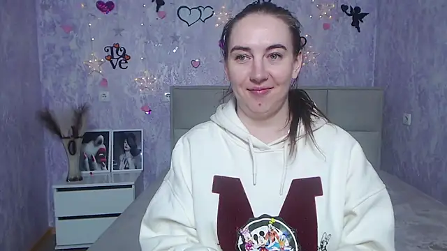 KaleyReed online show from February 9, 2025, 2:07 pm