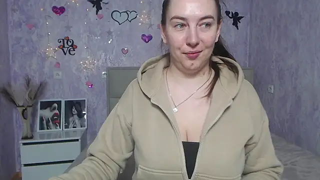 KaleyReed online show from February 14, 2025, 7:28 am