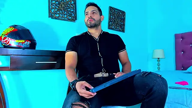 JorsMontero online show from February 8, 2025, 12:39 pm