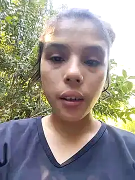 Snapshot of mariamac420 chatting on February 22, 2025, 7:47 pm mariamac420 online show from February 22, 2025, 7:47 pm