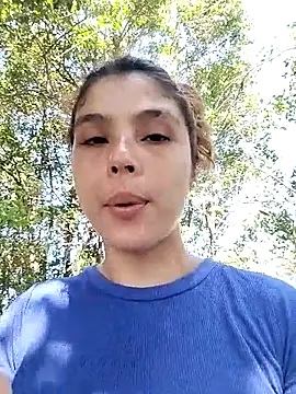 Snapshot of mariamac420 chatting on October 4, 2025, 3:21 pm mariamac420 online show from October 4, 2025, 3:21 pm