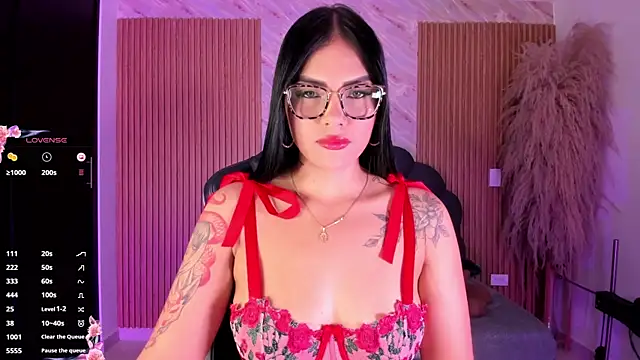 karol green  online show from December 1, 2025, 2:33 pm