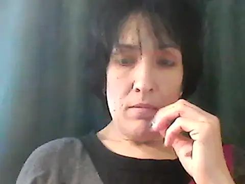 SunnyAmorre online show from January 4, 2025, 1:31 pm