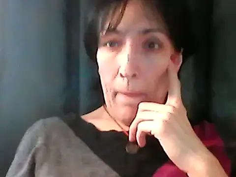 SunnyAmorre online show from February 8, 2025, 12:39 pm