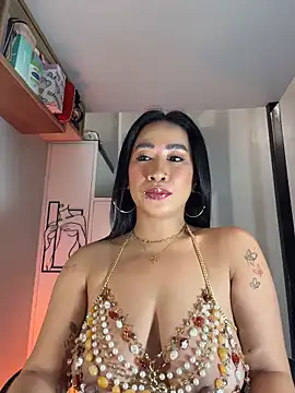 Snapshot of AsianMilfSheryl chatting on April 27, 2026, 6:44 am AsianMilfSheryl online show from April 27, 2026, 6:44 am