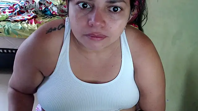 yulieth bbw online show from February 13, 2025, 12:11 pm
