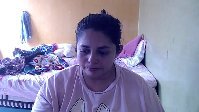 yulieth bbw online show from November 13, 2025, 6:29 pm