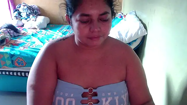 Snapshot of yulieth_bbw chatting on April 9, 2026, 11:26 am yulieth bbw online show from April 9, 2026, 11:26 am