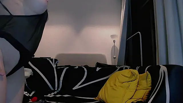 Snapshot of BlakeBexley chatting on October 14, 2025, 2:01 am BlakeBexley online show from October 14, 2025, 2:01 am