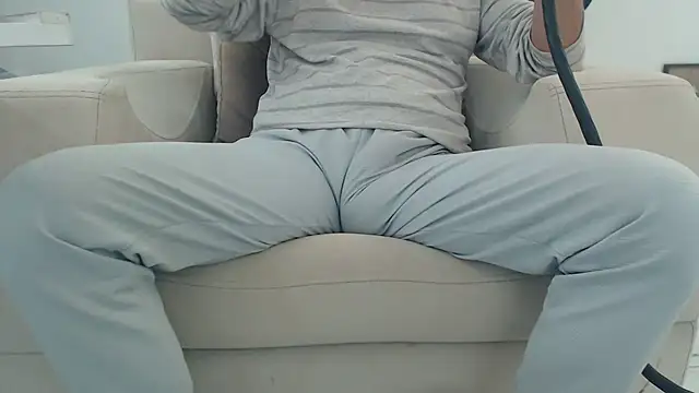 masterxmonster online show from December 18, 2025, 8:31 am