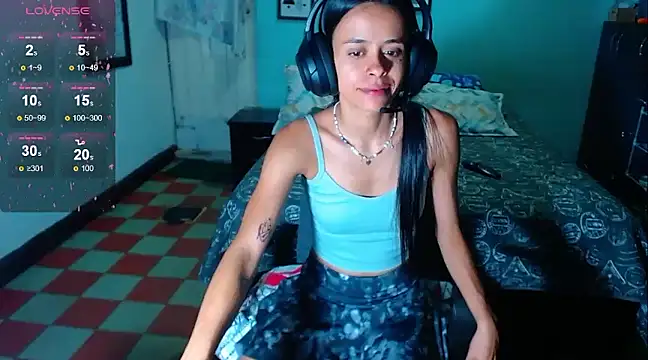 Mia sexy18  online show from March 8, 2025, 2:45 am