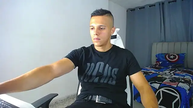 DavidAngell7 online show from February 10, 2025, 2:41 am