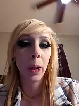 Snapshot of AmethystFoxx chatting on January 20, 2025, 9:11 pm AmethystFoxx online show from January 20, 2025, 9:11 pm
