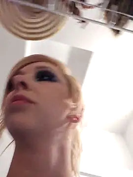 AmethystFoxx online show from March 13, 2026, 9:43 pm