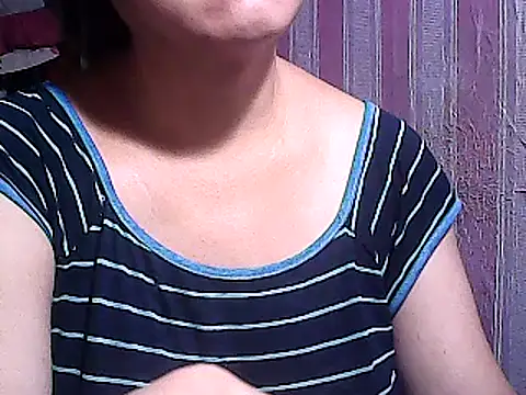 sweetsosie18 online show from March 10, 2025, 4:03 pm