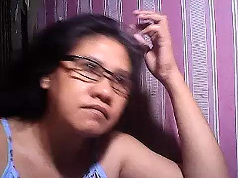 sweetsosie18 online show from March 13, 2025, 9:48 pm