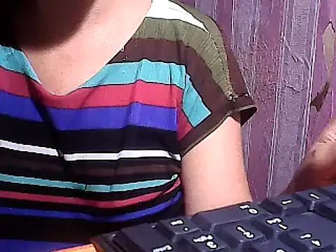 sweetsosie18 online show from March 20, 2025, 5:04 pm