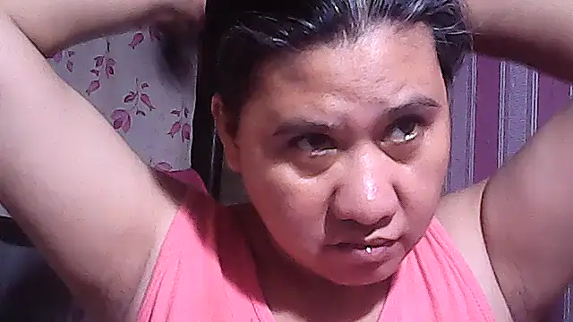 sweetsosie18 online show from September 14, 2025, 10:14 am