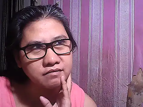 sweetsosie18 online show from November 23, 2025, 11:37 pm