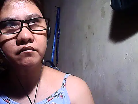 sweetsosie18 online show from February 17, 2026, 6:54 am