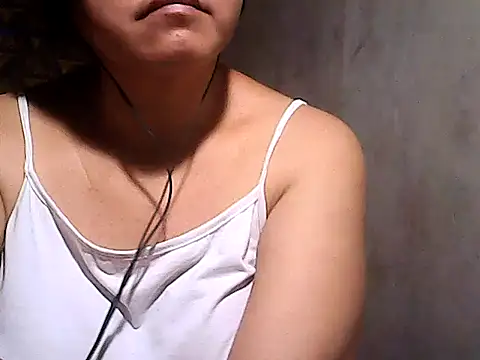 sweetsosie18 online show from February 22, 2026, 8:13 am