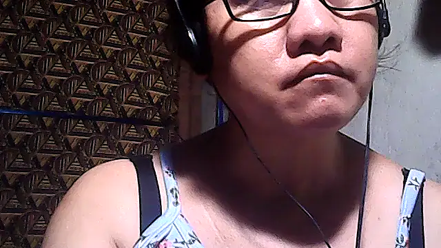 sweetsosie18 online show from February 27, 2026, 2:33 am