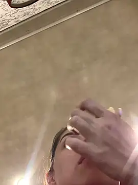 SeducingYoghourt online show from October 31, 2025, 3:24 pm