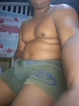 Snapshot of Efrain2090 chatting on March 1, 2025, 10:24 am Efrain2090 online show from March 1, 2025, 10:24 am