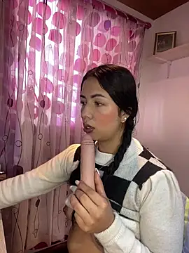 MadisonCambel online show from January 15, 2025, 8:37 pm