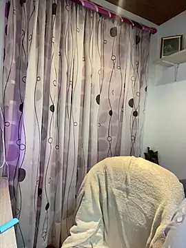 MadisonCambel online show from January 17, 2025, 11:40 pm