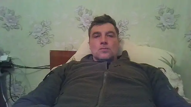 sparrow4791 online show from February 8, 2025, 2:05 pm