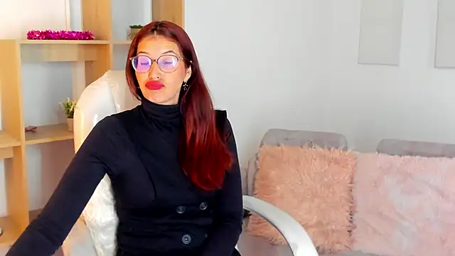 Antonnella 3 online show from November 10, 2025, 12:48 pm