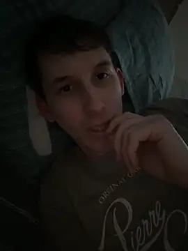 Snapshot of alex2p12 chatting on June 15, 2026, 1:02 pm alex2p12 online show from June 15, 2026, 1:02 pm